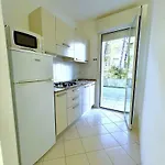 In 54671 * ביביונה